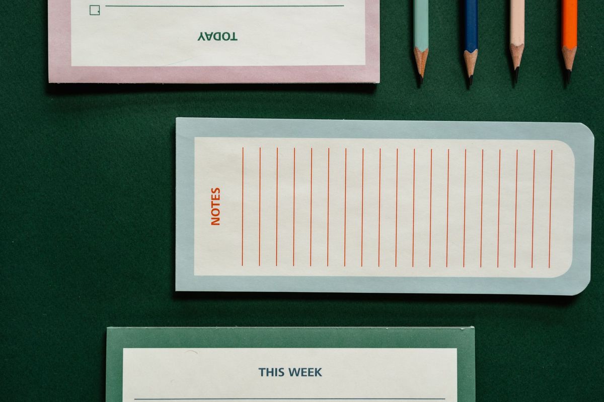 The Weekly Review Checklist for Busy Note-Takers